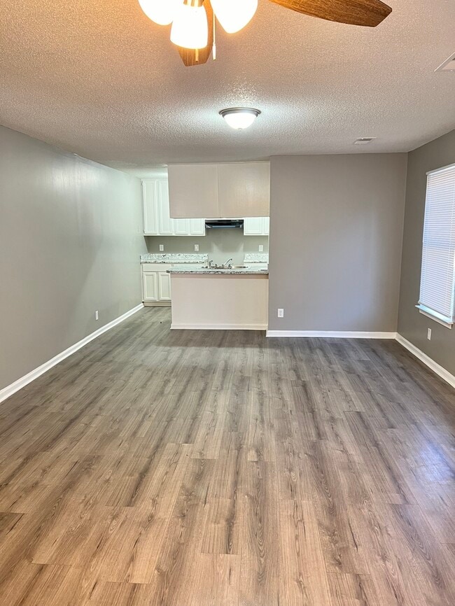 Huge 4 Bedroom Home For Rent
