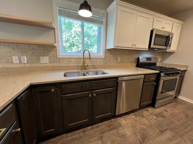 Photo - 7110 Calumet Ct