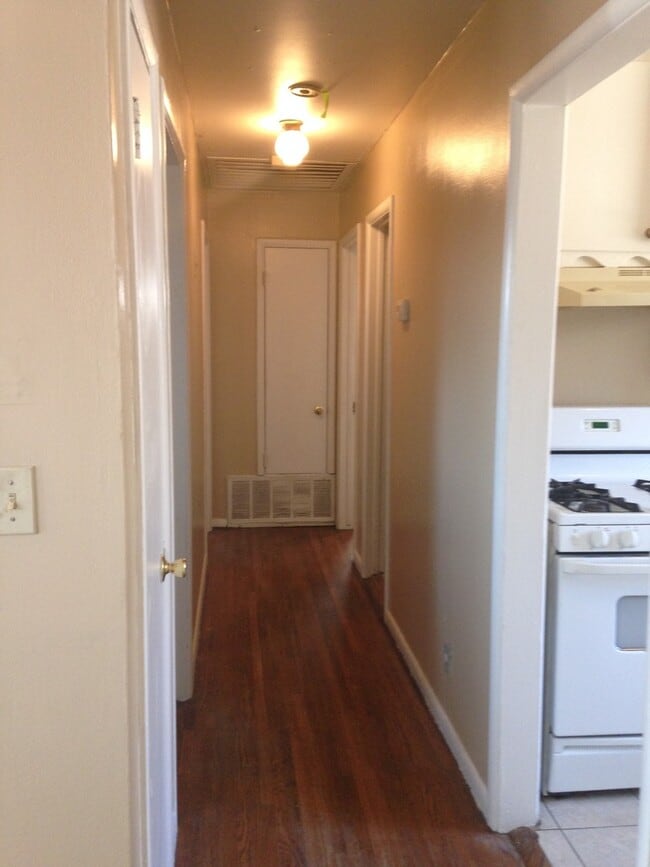 Photo - 3 Bedroom  Bath House with 1 Car Garage