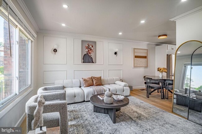 Photo - 1325 Barnaby Terrace SE