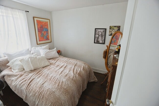 Photo - 826 Pennoyer Ave