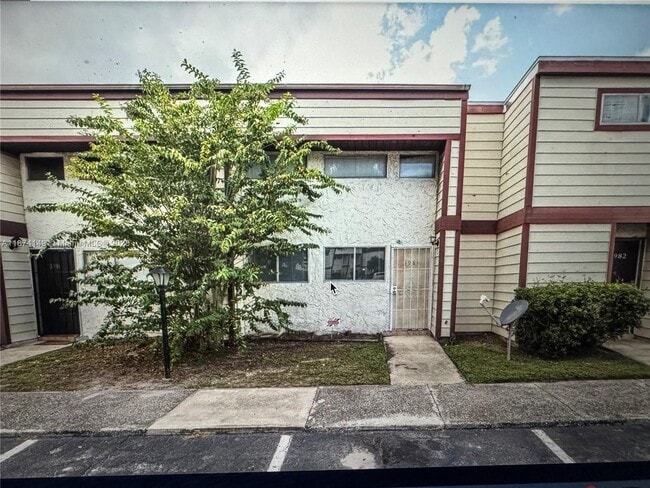 Photo - 3984 Crayrich Cir