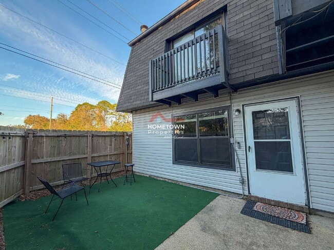 Building Photo - 2301 W Michigan Ave