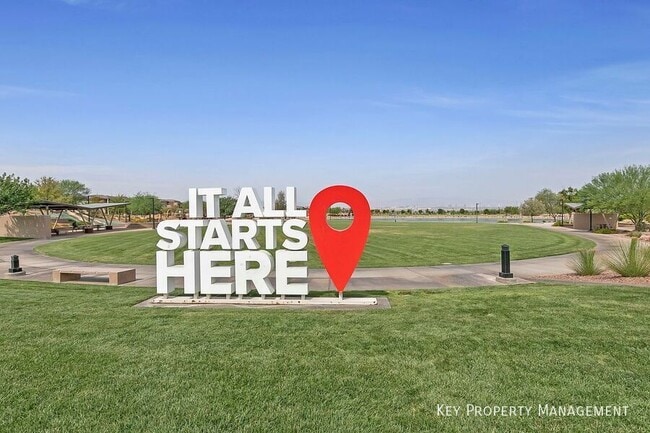 Photo - 530 Red Lovebird Ave