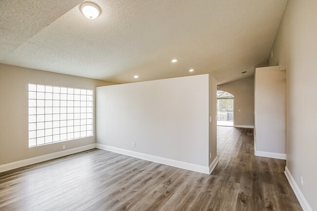 Photo - 18200 SW 6th St