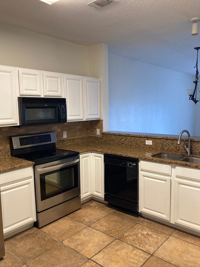 Photo - 421 Scrub Jay Dr