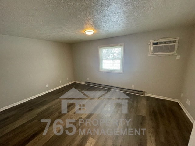 Photo - 2930 Albright