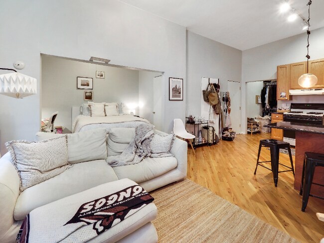 Photo - 1561 N Wells St Unit 2R