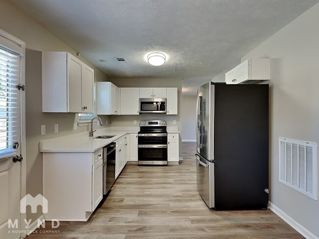 Photo - 1700 Chris Dr