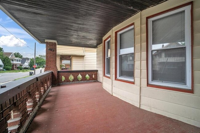 Photo - 3398 E 146th St