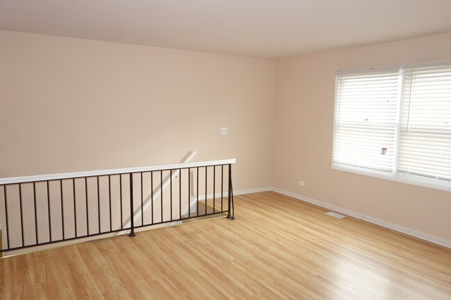 Photo - 300 Meadow Ct Unit 300