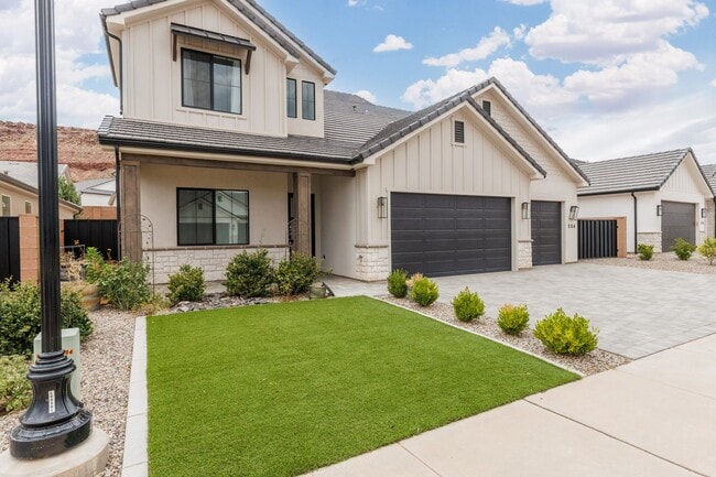 Photo - Wonderful 5 bedroom 4 bath home built by New Trend Construction