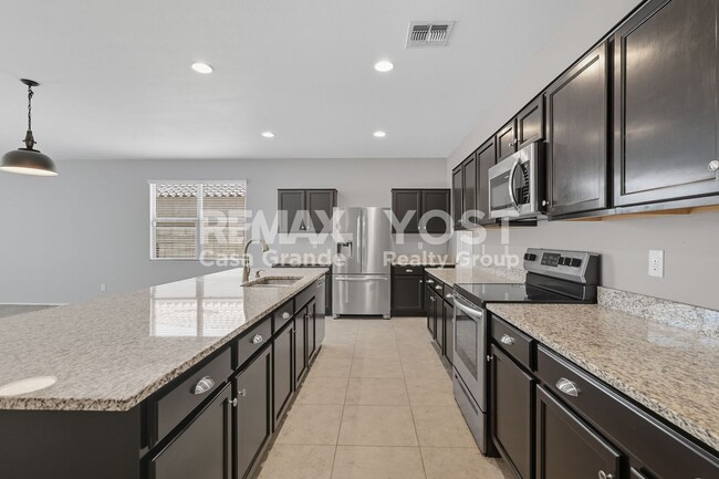Photo - Bright Open Floor Plan with Low-Maintenanc...