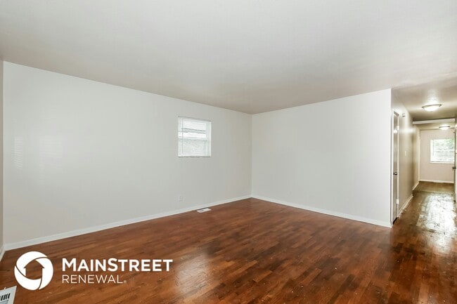 Photo - 2838 Tindall St