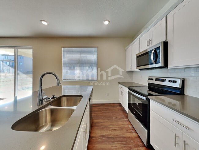 Photo - 3964 Wyedale Way