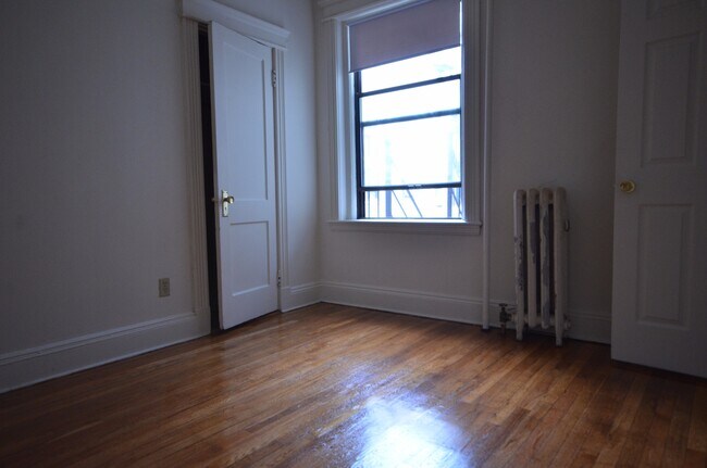 Photo - 1114 Commonwealth Ave Unidad 49