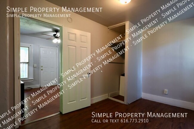 1317 Hamilton Ave NW Unit 3