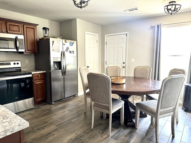 Photo - 704 NW 67th Ave