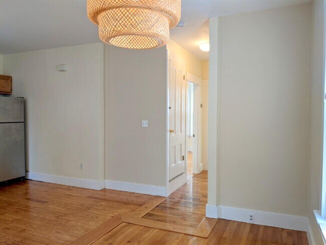 Photo - 397 Washington St Unit 2