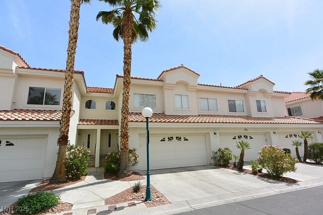 Photo - 7645 Rolling View Dr Unidad 201 Rental