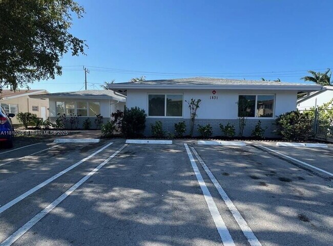 Building Photo - 1831 NE 56th St Unit 1 Rental
