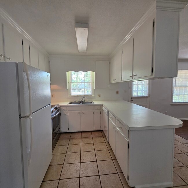 Photo - 2625 Partridge Dr