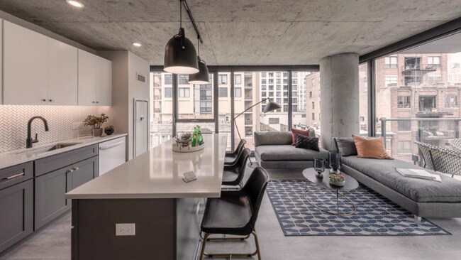 Photo - 191 W Huron St