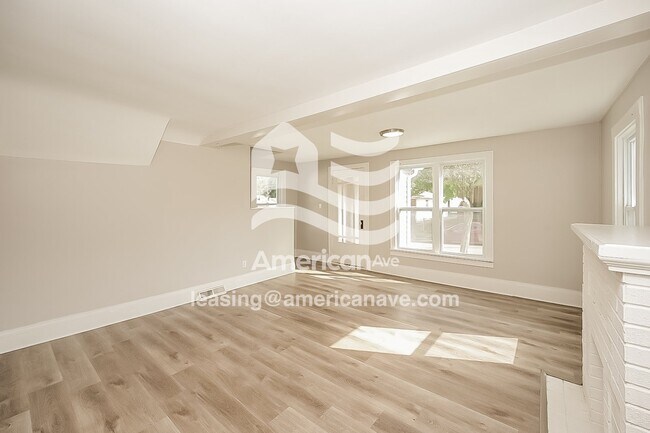 Photo - 372 Stanley Rd