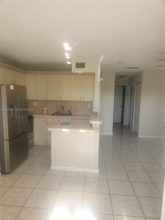 Photo - 455 NW 210th St Unit 204