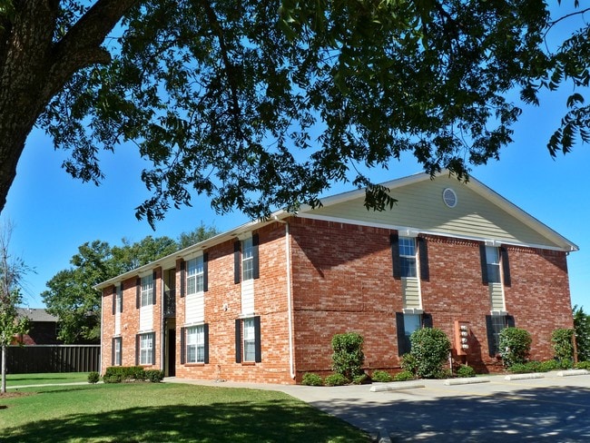 Photo - West Pointe Apartments