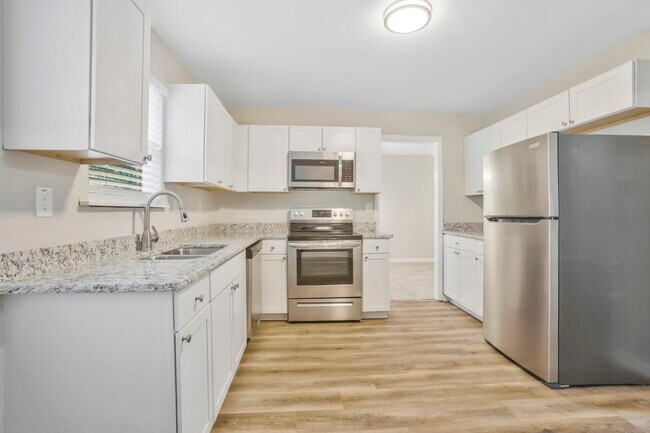 Photo - 4418 Newcastle Cir