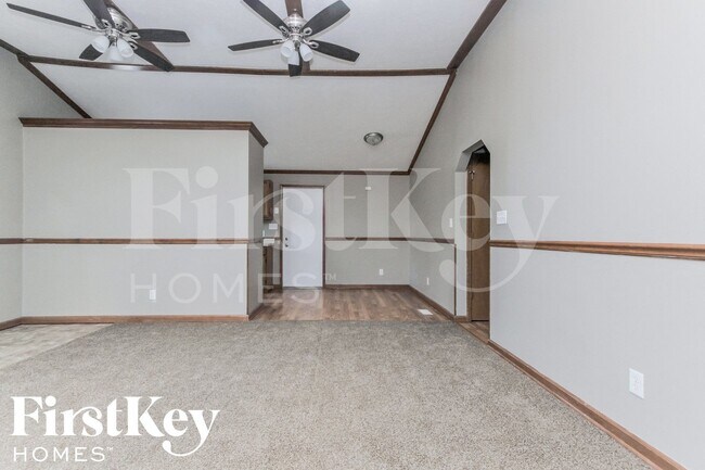 Photo - 2102 E Edgewood Ave