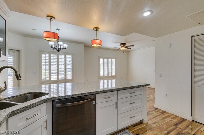 Photo - 3400 Cabana Dr Unit 1061