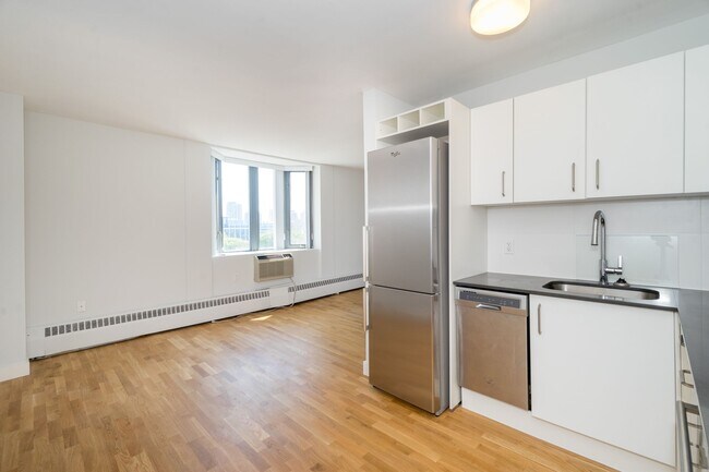 Photo - 800 Richmond St W Unit 1003