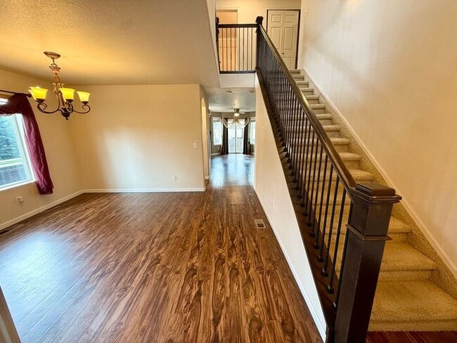 Photo - Stunning 4 bedroom/ 2.5 bath home with 2 car Attached Garage in Fort Collins, Colorado