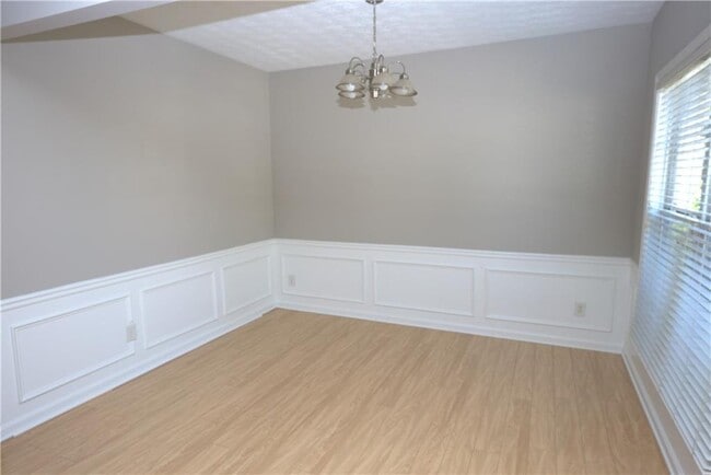 Photo - 483 Marsh Lake Rd SE