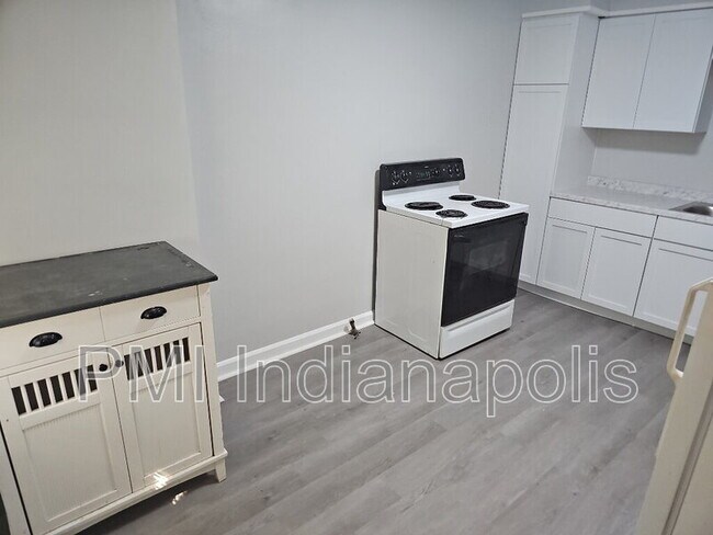 Photo - 2926 E 17th St Unidad B