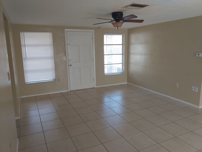 Photo - JUST REDUCED!! 2 Bed/2 Bath 1200 Sq. Ft. home with BONUS ROOM, indoor laundry & a fenced yard!!