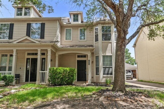 Building Photo - 16802 Pine Castle Dr Rental