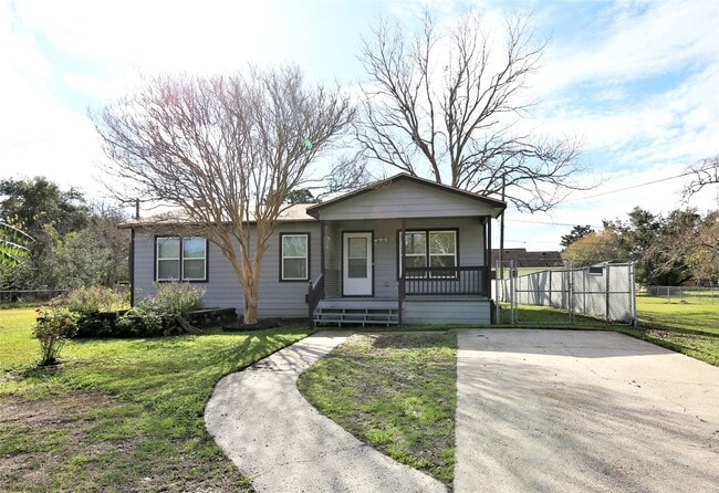 Photo - 6611 Wayne Johnson Ave