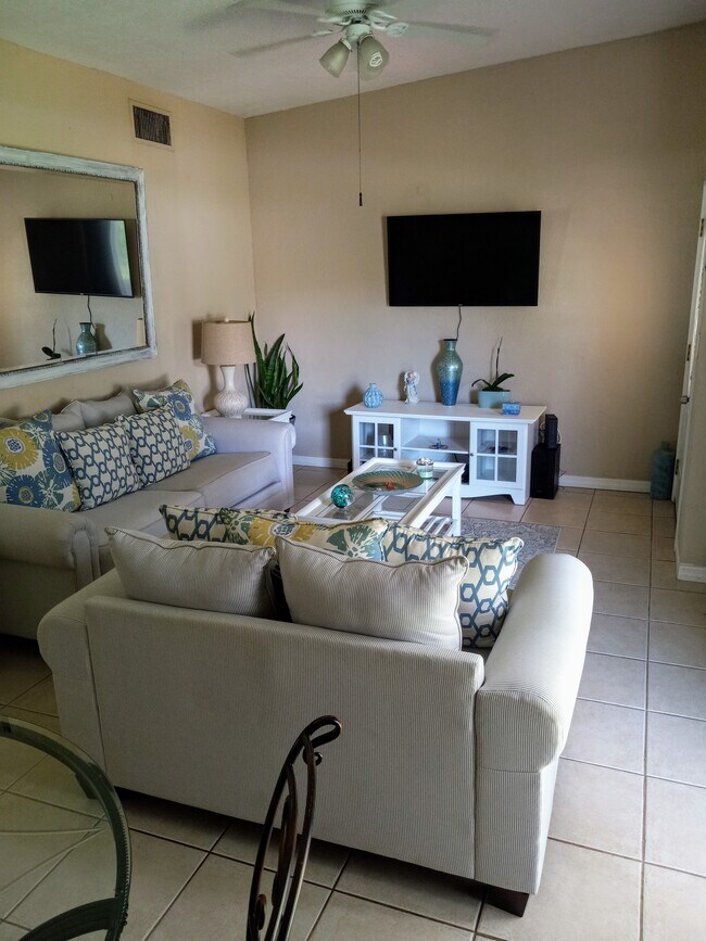 Photo - 4220 37th Ave N