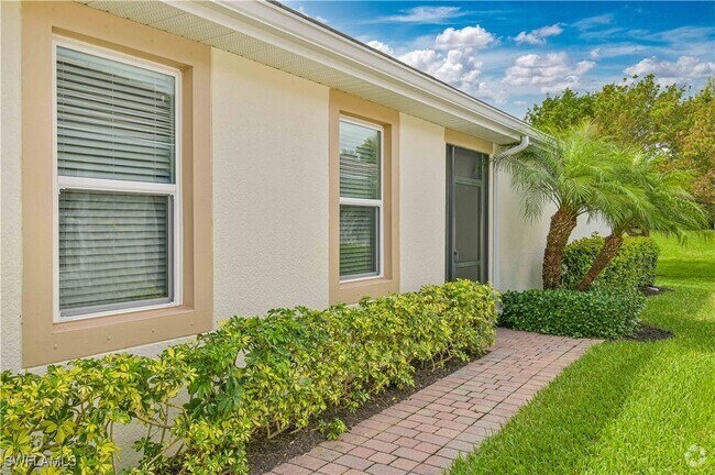 Building Photo - 14919 Edgewater Cir Rental