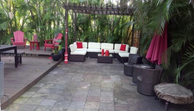 Photo - 5718 SW 48th St