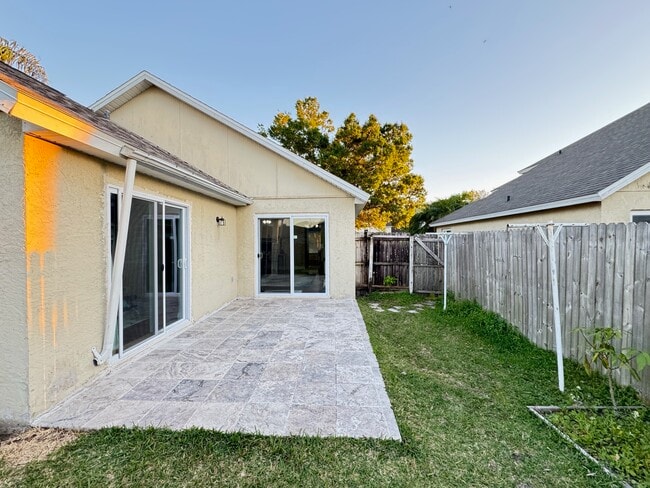 Photo - 10313 Crystal Point Dr