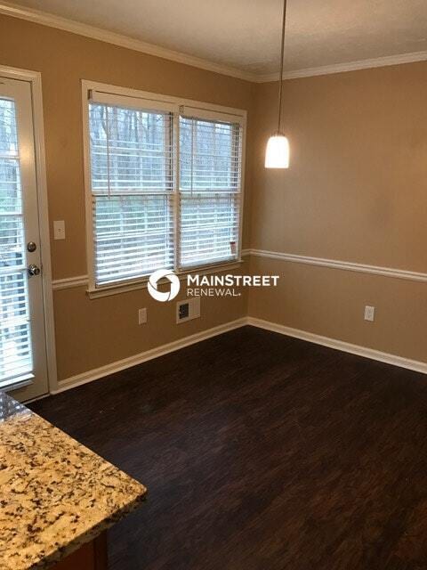 Photo - 5 Bedroom Pet-Friendly Home in Lilburn, GA...