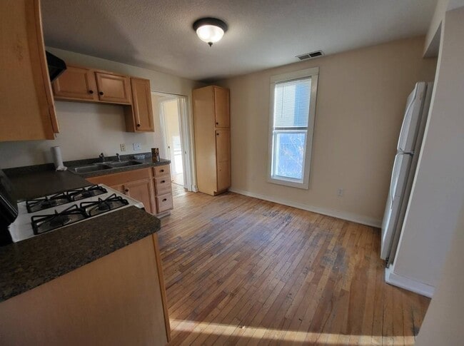 Photo - 3311 Pleasant Ave Unit 2