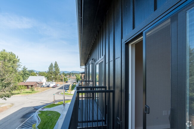 0BR, 1BA - 518SF
