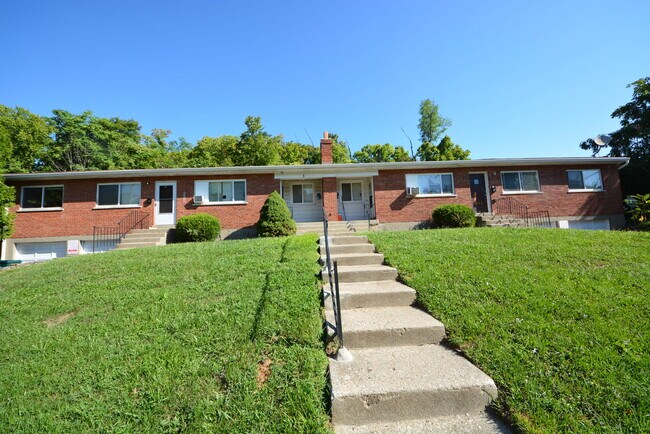 Photo - 4260 Delridge Dr Unit 4