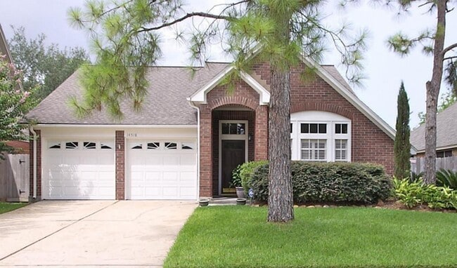 Building Photo - Beautiful 1 story home in Bay Glen!