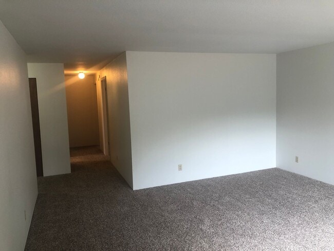 Photo - 3 bedroom, 1 bath house in Springfield!